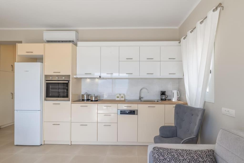איה אפימיה Maritina'S Apartments Amazing Sea View מראה חיצוני תמונה